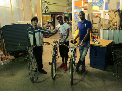 Yargul_Raschid_Mohamed mit ihren Raedern_500